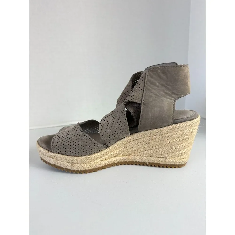 Eileen Fisher some signs
